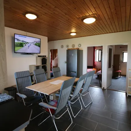 Holiday home Nefelejcs Zamardi